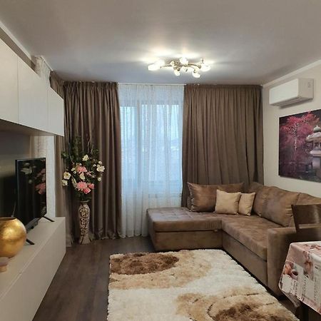 Vip Apartment & Parking Sofia Esterno foto