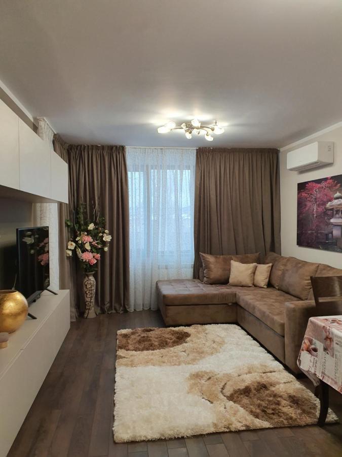 Vip Apartment & Parking Sofia Esterno foto