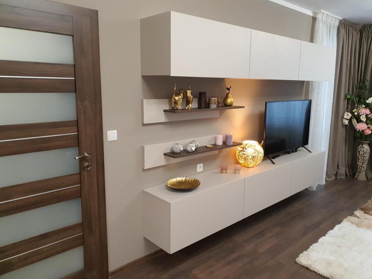 Vip Apartment & Parking Sofia Esterno foto